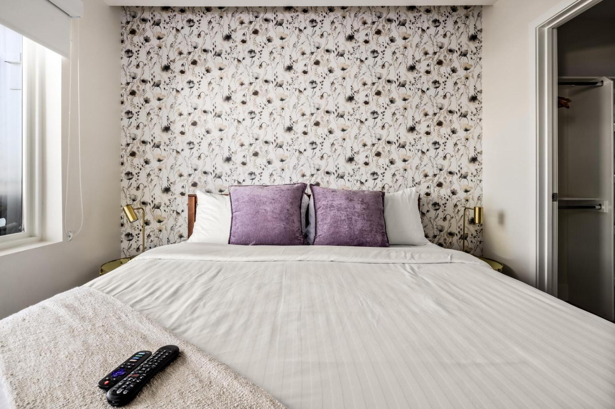 Top Floor | Amazing Windows | Zuni Lofts Denver Exterior photo